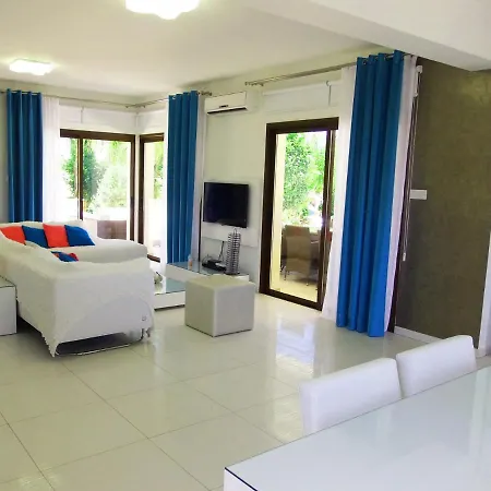 You And Your Family Will Love This 5 Star With Private Pool & Hot Tub, Protaras 1511 Willa Ajia Napa