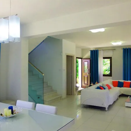 You And Your Family Will Love This 5 Star With Private Pool & Hot Tub, Protaras 1511 *